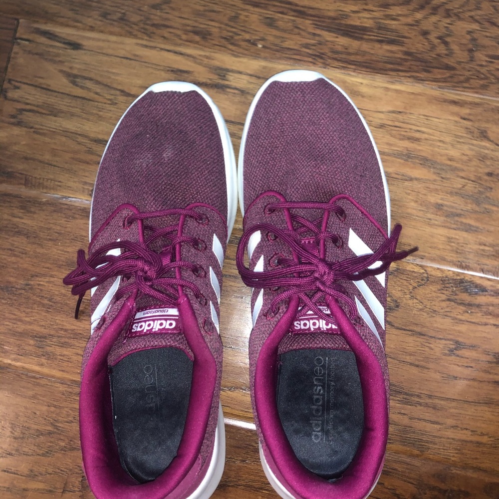 Adidas cloud foam shoes